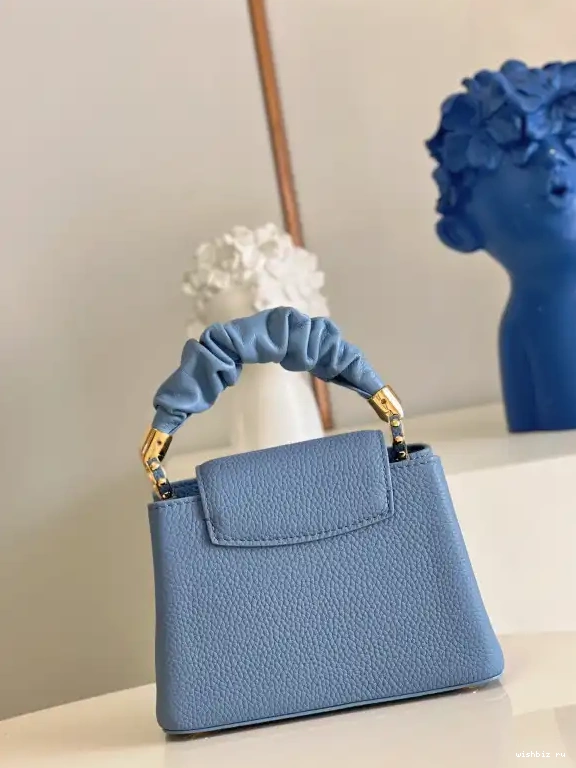 WIS CAPUCINES MINI LOUIS VUITTON 0706